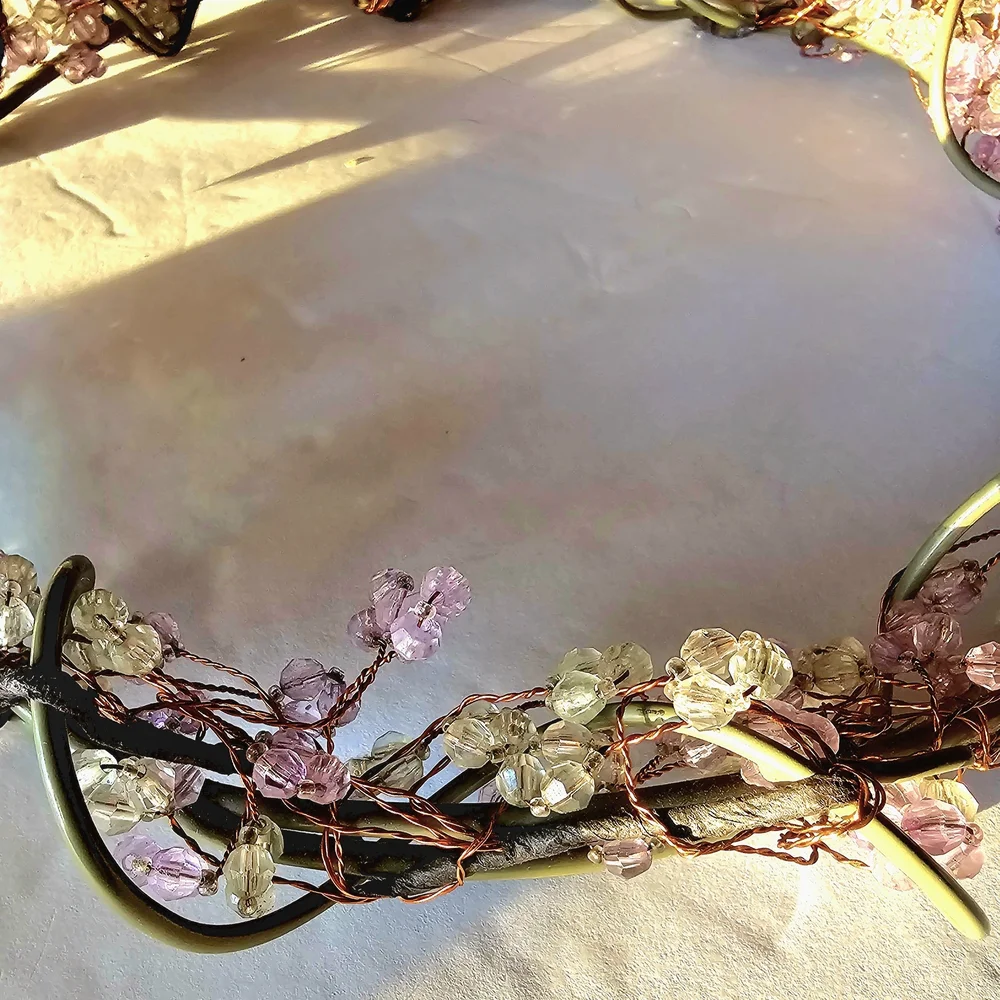 PartyLite Cream Candle with Pink and Gold Accents - Picture 4 of 9